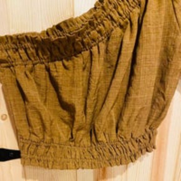 One sleeve crop top - Picture 2 of 2